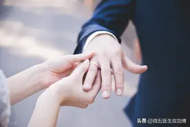 相恋8年，准备结婚时女孩发现了癌，男孩吼出心里话图片