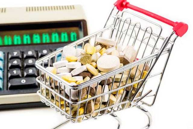 被吹上天的5种保健食品，实则坑钱第一名，劝告父母：谨慎购买