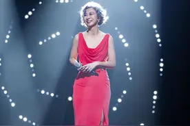 自嘲“不红天后”，消失30年后惊艳全网：60岁的她，才是真女神图片