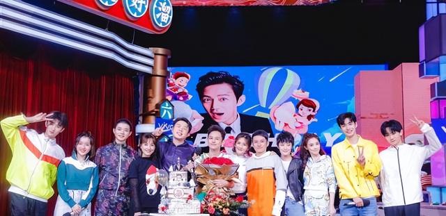 被央媒点名批评的9个明星，一夜之间跌落神坛，没一个人值得同情