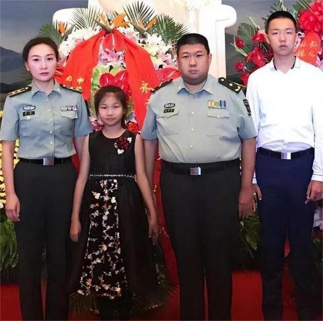 主席唯一的曾孙毛东东，650分考入人大，19岁高大帅气酷似伟人！