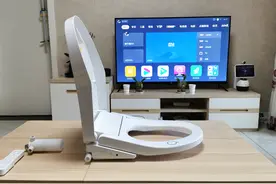 小米生态链智能马桶盖，自动感应多种洗护模式，实测真的好用吗？图片