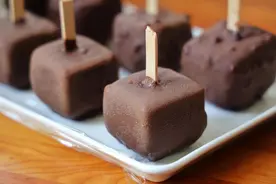 雪糕别再买，在家做只要几种简单食材，好吃无添加，比买的更健康图片