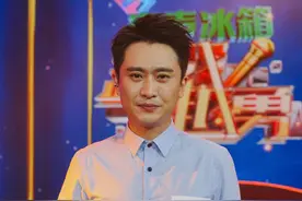 主持人杨帆：和妻子低调相爱，2个女儿成了宝贝，活成人生赢家图片