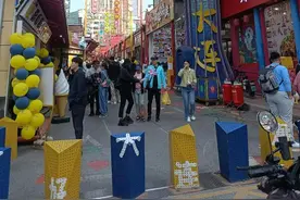 浙江一家来大连，吃海鲜尝饺子，结账时不可思议：这是海边的物价图片