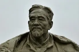 老人送八子参军，儿子全牺牲无人照料，毛主席：我来为他养老送终图片
