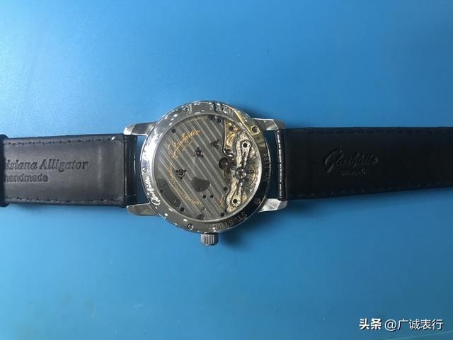 �����ĸ����յ�ԭ��������һֻ��������