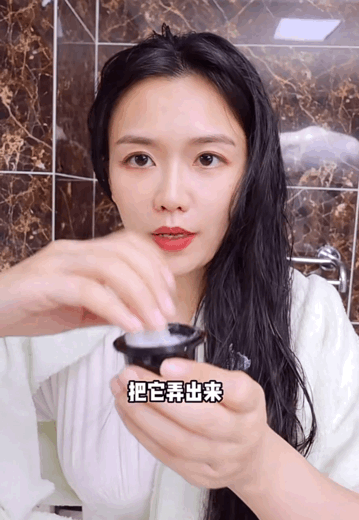 如何才能在家自己搞头发？实用技能大放送，洗剪吹烫染，包教包会