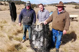 美国SpaceX残骸砸到澳洲！外媒双标：来自星星，中国火箭残骸失控图片