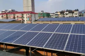 屋顶安装光伏有什么好处和坏处？屋顶安装光伏发电对人有伤害吗？图片