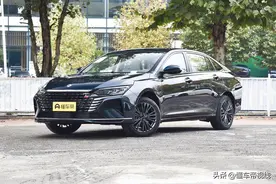 新车 | 新增蓝白内饰配色，新款风神奕炫MAX配置曝光，现款9.39万起图片