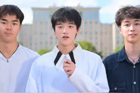 我，00后学霸，组织高考状元在线讲课，半年涨粉120万图片