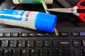 还原F1-F12键传统使用习惯，终把键盘上的FN键功能给关了图片
