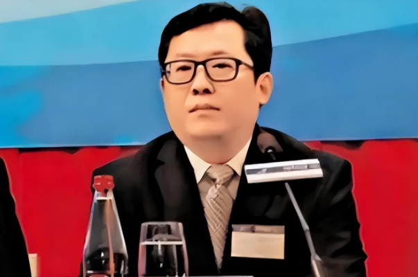 南航美女处长陶荔芳：从临时工睡成副处，两年半和上级开房410次