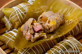 超详细的包粽子教程，肉香米软，上桌一秒被抢光图片