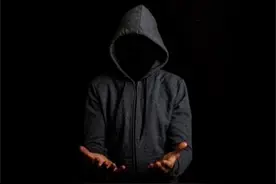 “10秒前还在喂猴子，突然就被卖了1.5万美金”——中国人在柬被绑架案图片