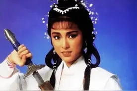 米雪：第一部金庸剧女主角，被成龙追求8年，却用半生为男友守寡图片