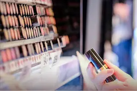 佣金抽四成，美妆大佬们逃离超头直播间图片