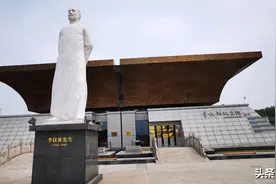泽被百万人的水利之父，他没有做大官，蒋介石却赠送他母亲寿礼图片