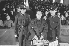 战斗英雄肖玉璧贪3050元被判死刑，不服判决写信毛主席，结局如何图片