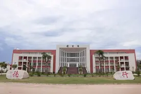 考不上普高，应该首选“公办重点中职，省示范重点中职”！图片