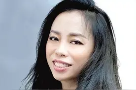 3次结婚都离了，54岁的黄绮珊没有家庭，没有子女，专心于事业图片