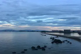 天下第一潮——钱塘江图片