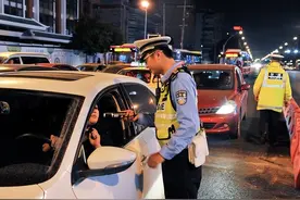 车主小心了，7月1号起，私家车将迎来严查，严重的驾驶证直接吊销图片