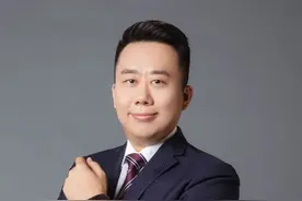 2023年法考刑诉老师推荐！你选左宁还是向高甲？图片