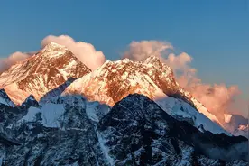 清贫不入繁华，清风不误佳人的星座：有些爱，越在意越甘愿放手图片