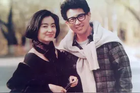 75岁影帝秦汉三代同堂！一儿一女都未结婚，4岁孙女和爷爷感情好图片