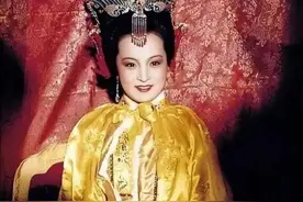 明珠家事红楼梦的翻版图片