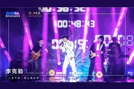 《一生不变》火了三十年，为何每次唱起，我依旧泪流满面图片