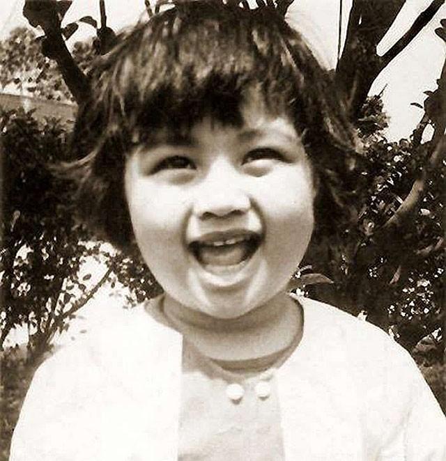 吴小莉：从“港漂”到华人女性杰出代表，缘何嫁大自己25岁老公？