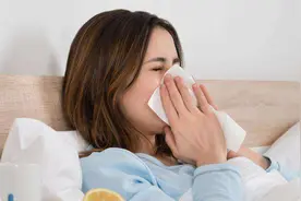 世界上两大抗生素：阿莫西林和头孢要认清！用对是宝，用错是害药图片