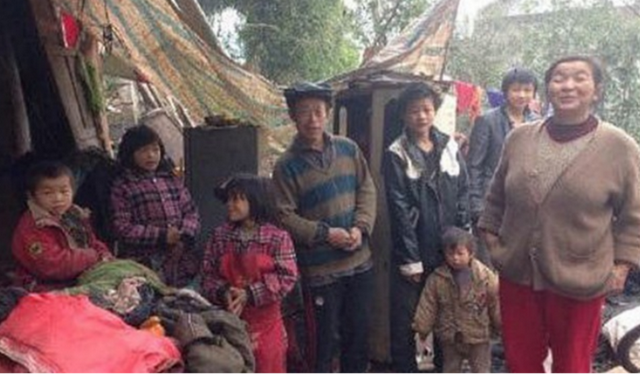 存钱不如存人？四川夫妻16年疯狂生11娃，长子：我宁愿没有出生
