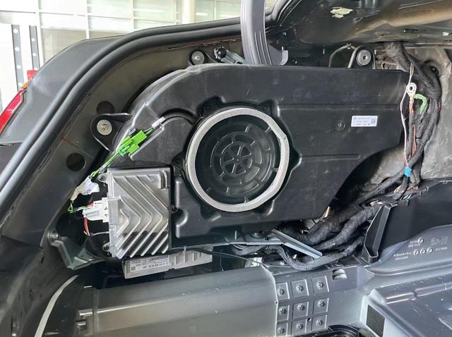 买了一台低配的奔驰S400，看看如何将它打造成比S500还高配的车