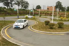 4月起，F、E、C2驾驶证将取消科一、科四考试图片