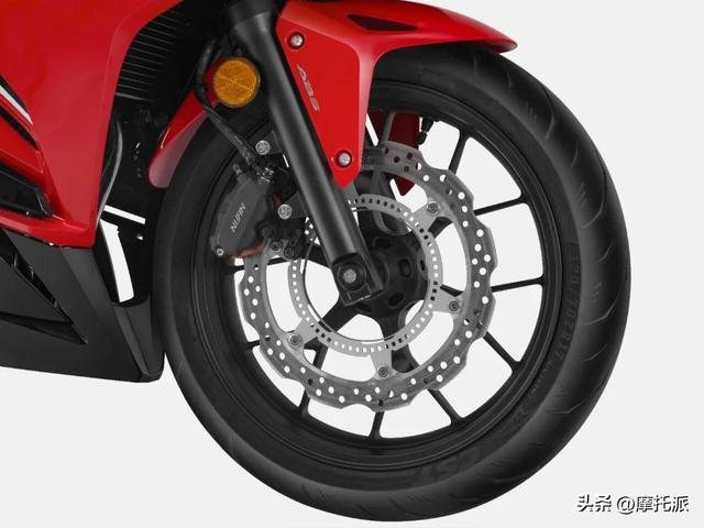 高阶中排仿赛究竟怎么选：CBR400R & YZF-R3 & Ninja 400对比评析