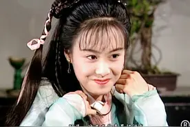 同样是演黄蓉，有人古灵精怪，有人美貌巅峰，有人靠大胸博眼球？图片