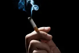 我抽一半，风抽一半图片