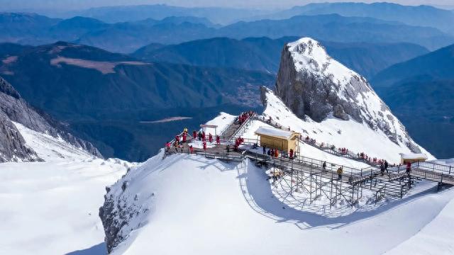 玉龙雪山游玩攻略(玉龙雪山有什么好玩的地方)