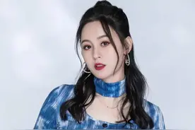 中国网红歌手唐艺: 靠着抖音一步步成长，前婆婆称她是“好儿媳”图片