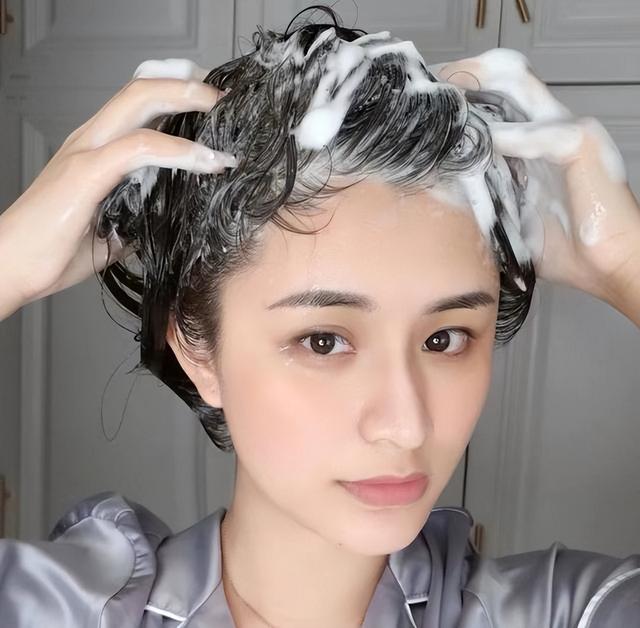 如何让发质变软变柔顺,头发干枯,毛躁,断发?