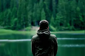 人在落魄时，谁都靠不住！（读到心酸）图片