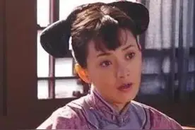 牛莉:运动员出身，嫁给普通丈夫，如今49岁依旧年轻漂亮图片