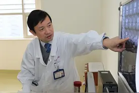 新征程 新奋斗｜脊柱上的“拆弹兵”：患者没有放弃，医生就该坚持！图片