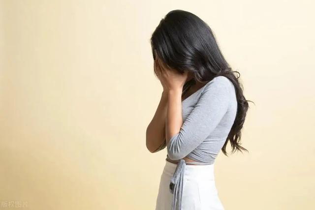 女员工被上司“灰色强奸”多次，什么是灰色强奸呢？