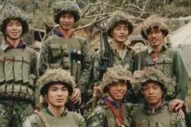 越南女兵的此行为，导致被我军俘虏后全部处死，至今心有余悸！图片