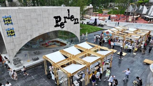观山湖夏日“狂飙” 避暑经济赢麻了